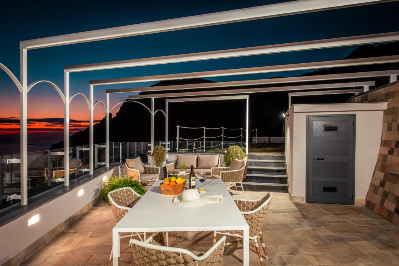 Villa La Tagliata Spectacular Jacuzzi Tub Amazing View And Private Parking Garage Positano Buitenkant foto